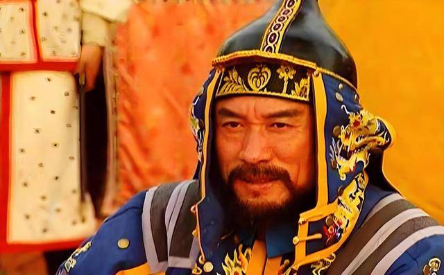 康熙擒鳌拜后未杀他，晚年亲自为其平反，背后藏着怎样的帝王心术