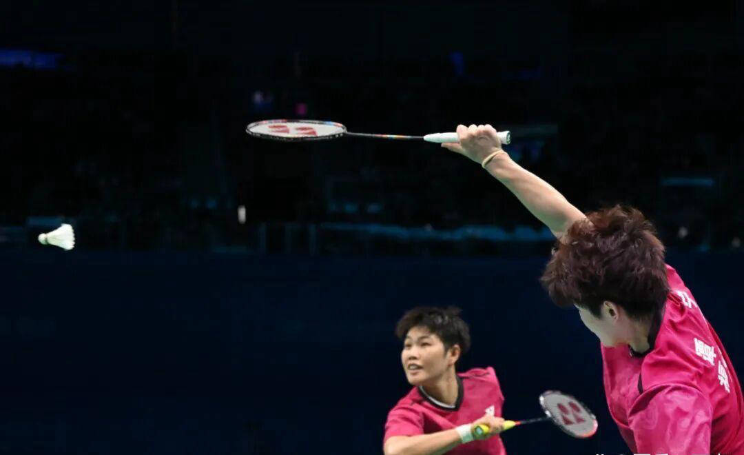 羽毛球总决赛：黄东萍冯彦哲力克日本劲敌，成功晋级混双决赛