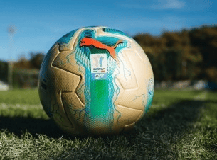 彪马推出意超杯特别版官方比赛用球