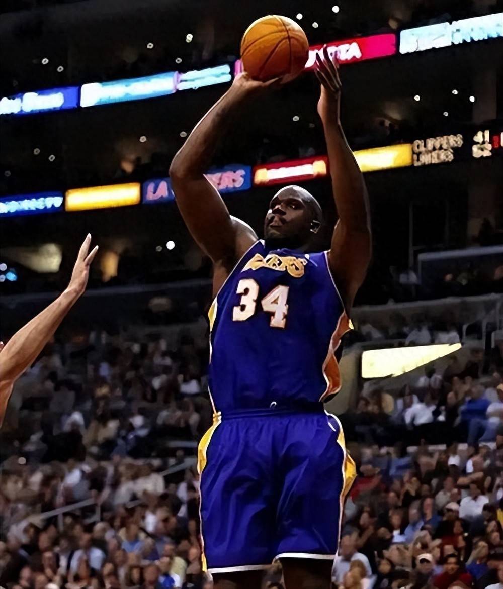 谁能单防巅峰鲨鱼？不修改规则下，这三人或许能让他得分不过30！